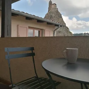 Studio Avec Balcon Au Pied Du Rocher D'aiguilhe , Le Puy-en-Velay France